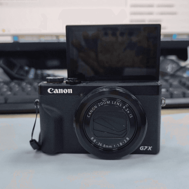 Canon PowerShot G7X Mark III Digital Camera with 4.2x Optical Zoom Lens 98%New