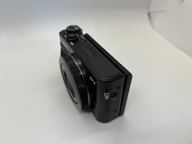 Canon PowerShot G7 X Mark II 20.1MP Compact Camera - Black (Mint Condition)